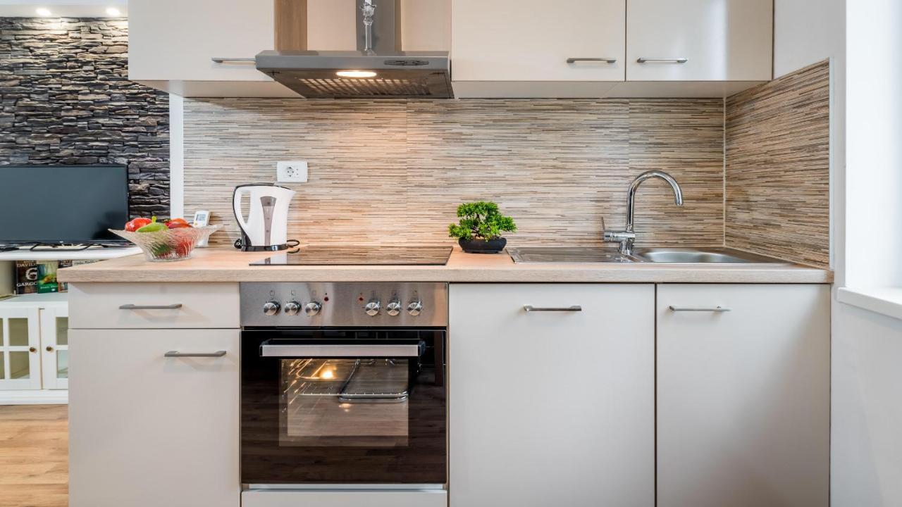 Apartment Krajinovic ซาเกร็บ ภายนอก รูปภาพ