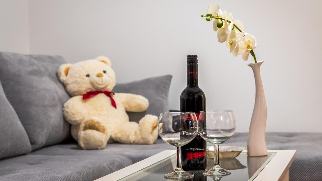 Apartment Krajinovic ซาเกร็บ ภายนอก รูปภาพ
