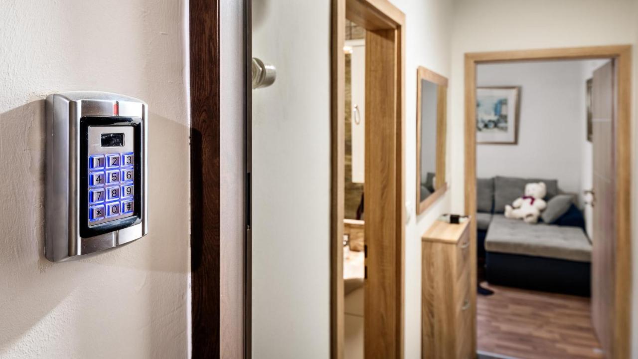 Apartment Krajinovic ซาเกร็บ ภายนอก รูปภาพ