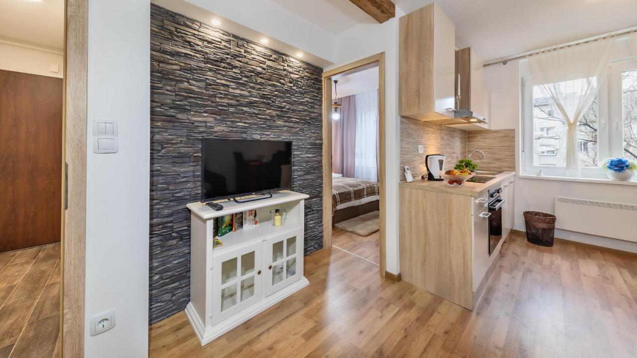 Apartment Krajinovic ซาเกร็บ ภายนอก รูปภาพ